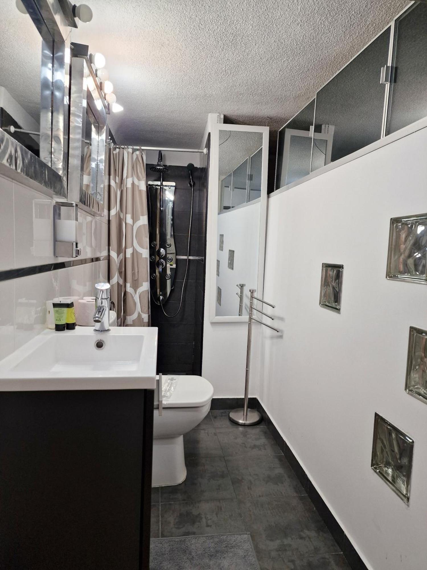 شقة Menendez Pelayo, Loft Junto Al Retiro مدريد المظهر الخارجي الصورة